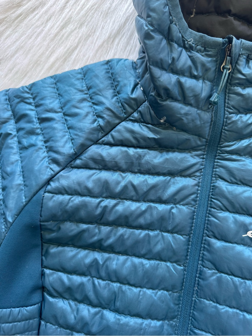 Eddie Bauer Microtherm First Ascent Down Jacket 💙💚 - Picture 3 of 6